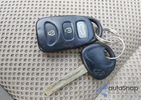 2012 Hyundai Elantra Touring Gls z USA, uszkodzony, nr VIN KMHDC8AE5CU134660